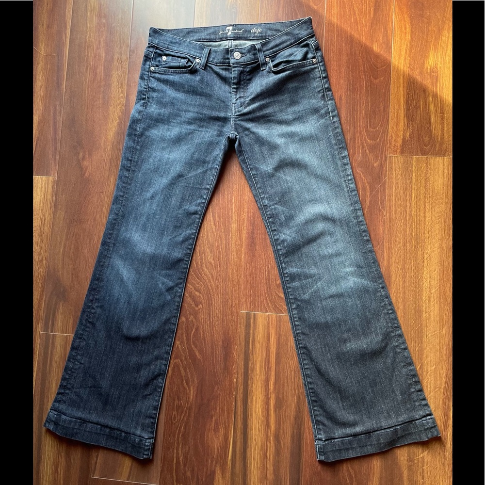 7 FOR ALL MANKIND DOJO Low rise Wide leg  Jeans size 30